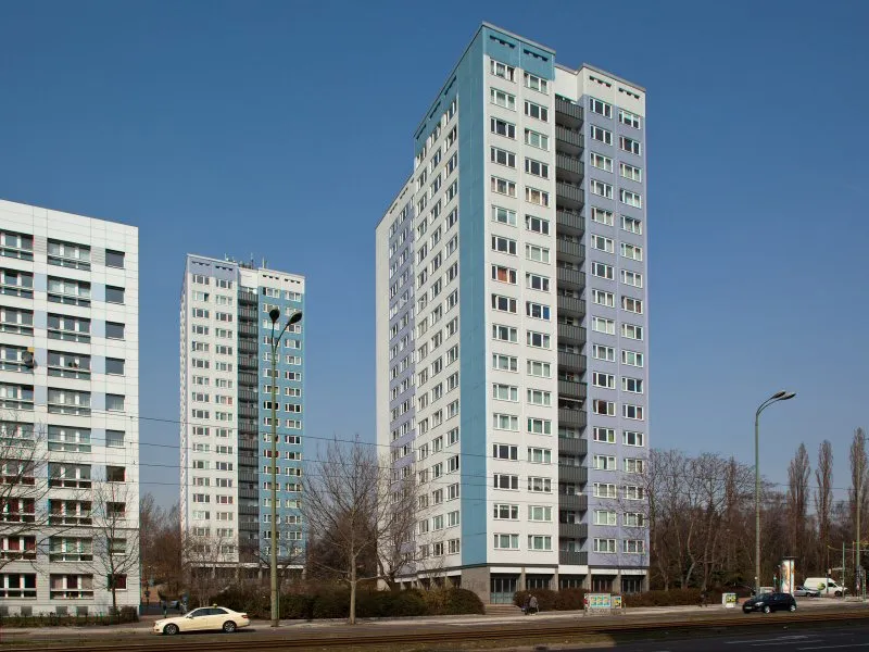 Renovierungsbedürftige Wohnung mit Balkon in Prenzlauer Berg ab sofort neu zu vermieten — photo 1